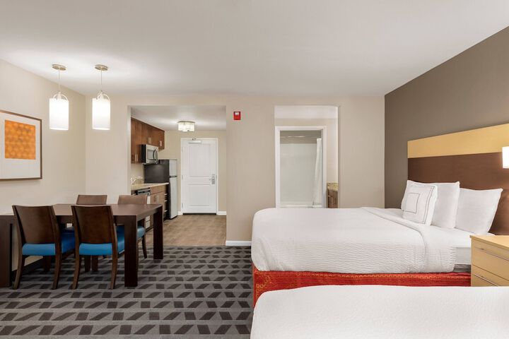 Room 14 of 24
