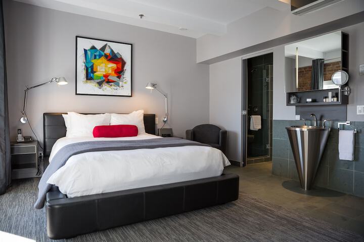 Room 16 of 54