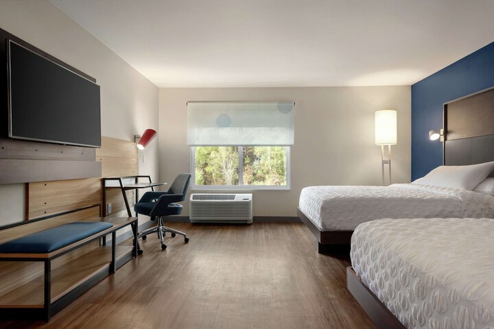 Room 14 of 34