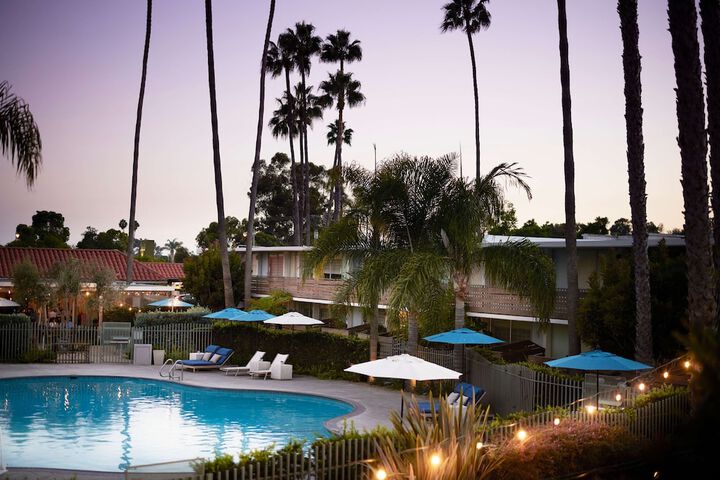 The Leta Santa Barbara Goleta Tapestry Collection by Hilton