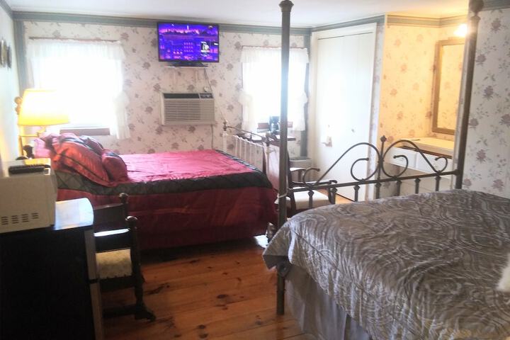 Room 15 of 17