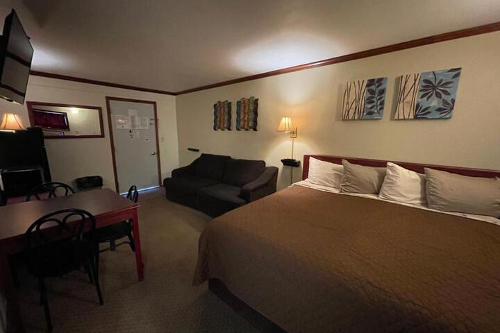 Highland Court Motel