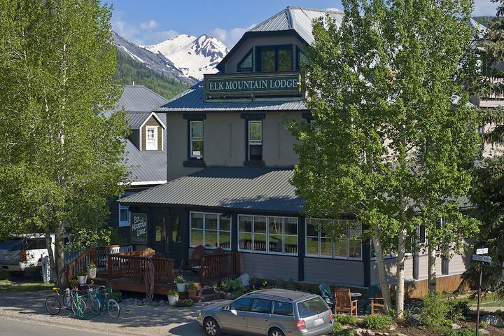 Hotel 2 of 43