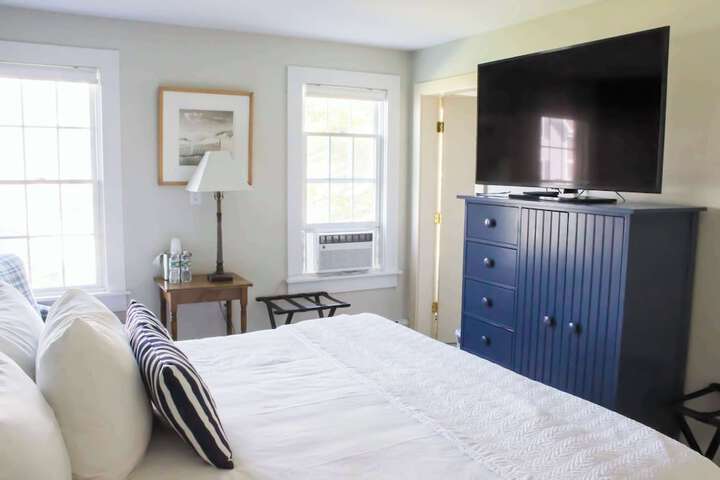 Room 34 of 77