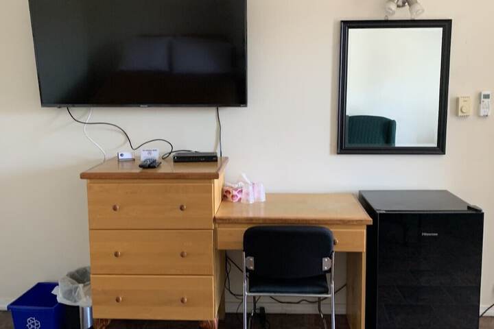 Room 17 of 25