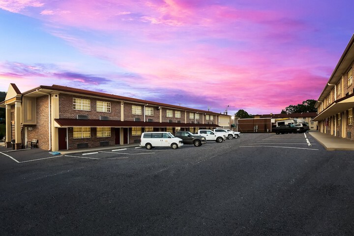 Hotel 5 of 38
