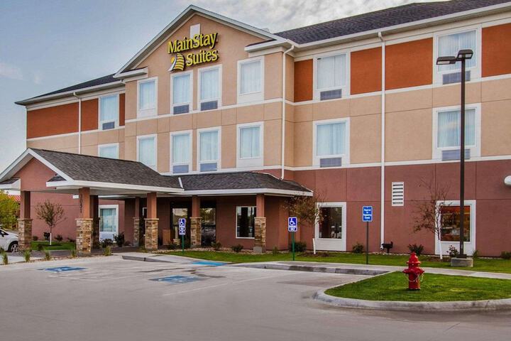 MainStay Suites Grand Island