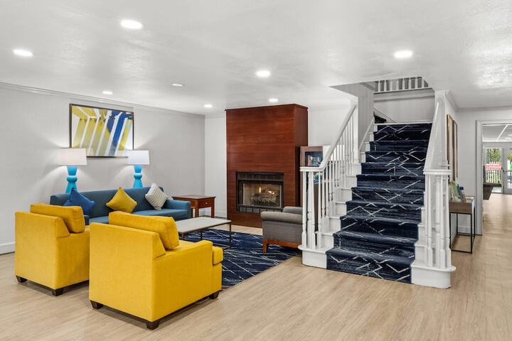 Comfort Inn & Suites Rome South