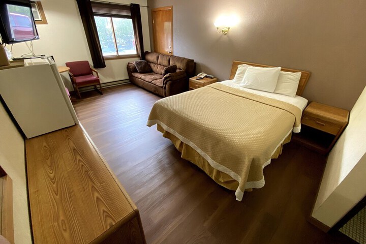 Room 27 of 45