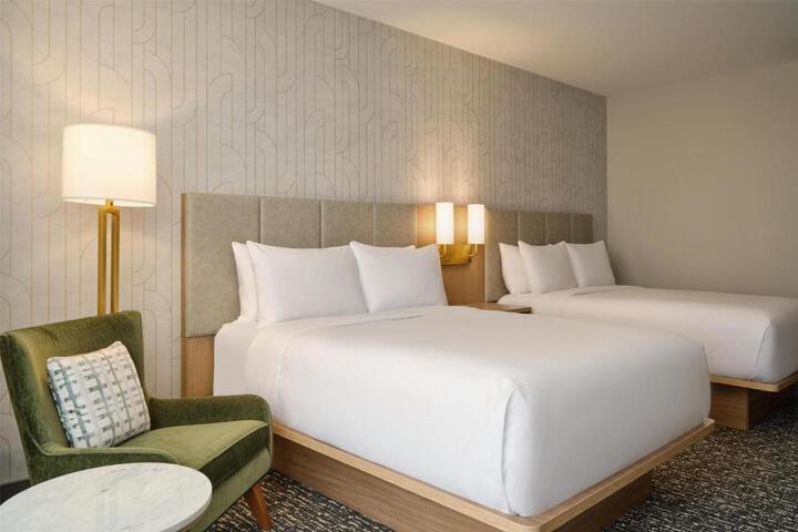 Doubletree by Hilton Greenville Airport