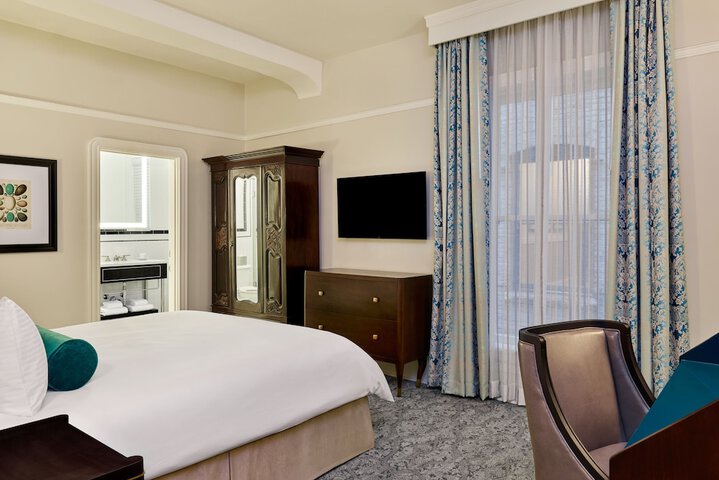 Room 41 of 78