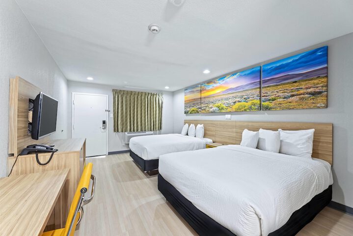 Days Inn by Wyndham McKinney