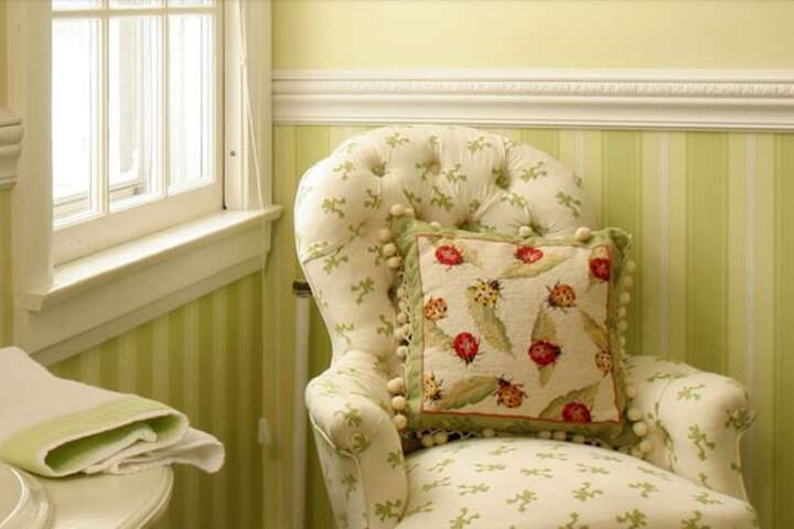 10 Fitch Luxurious Romantic Inn