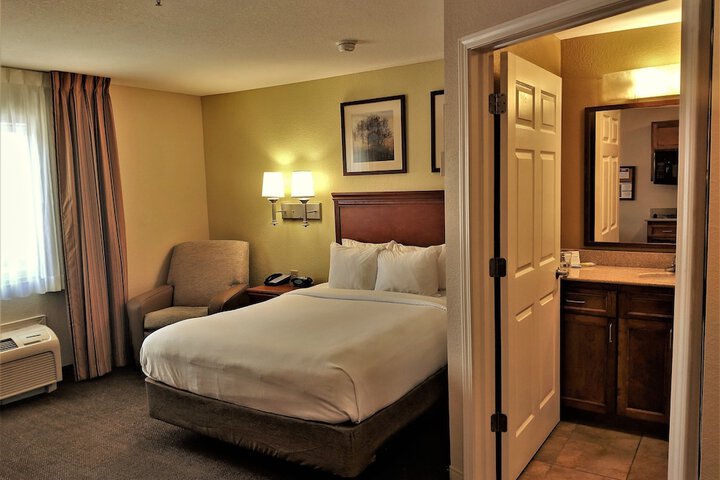 Room 39 of 44