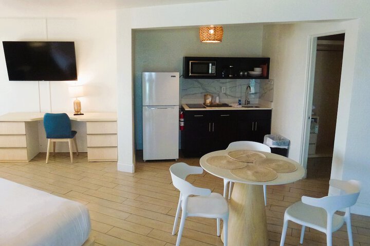 Chateau Mar Beach Resort
