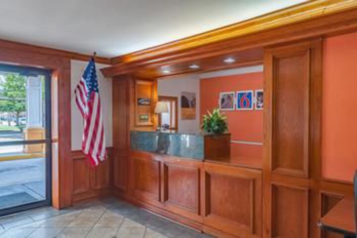 Executive Thibodaux New Orleans Hotel