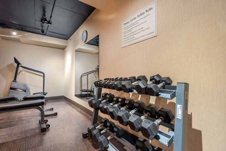 Clarion Hotel & Suites