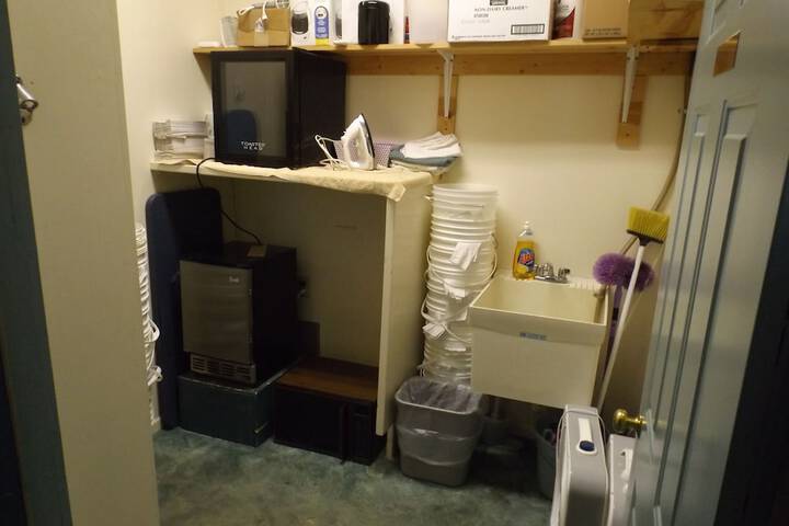 Room 13 of 23