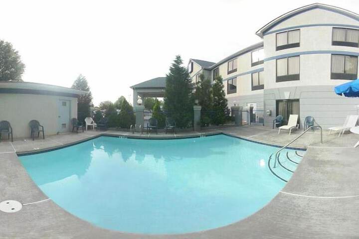Comfort Inn & Suites Peachtree Corners