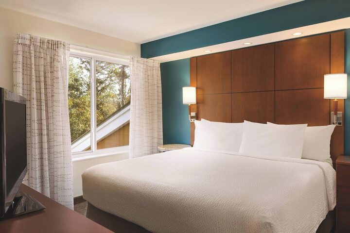 Room 32 of 58