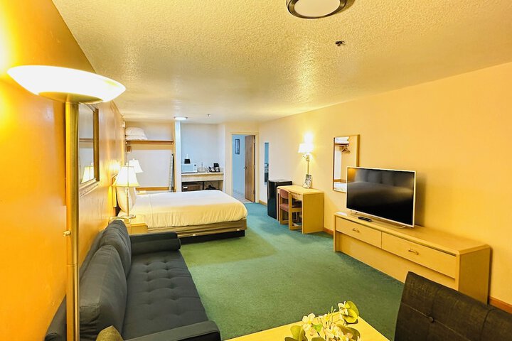 Room 58 of 128
