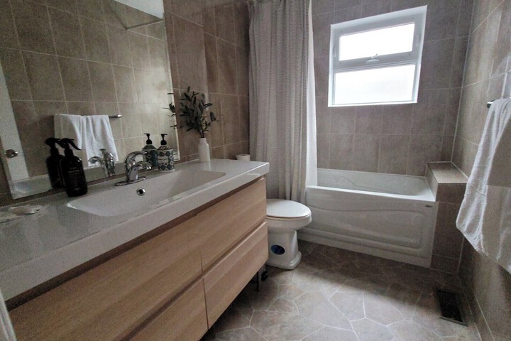Room 21 of 54