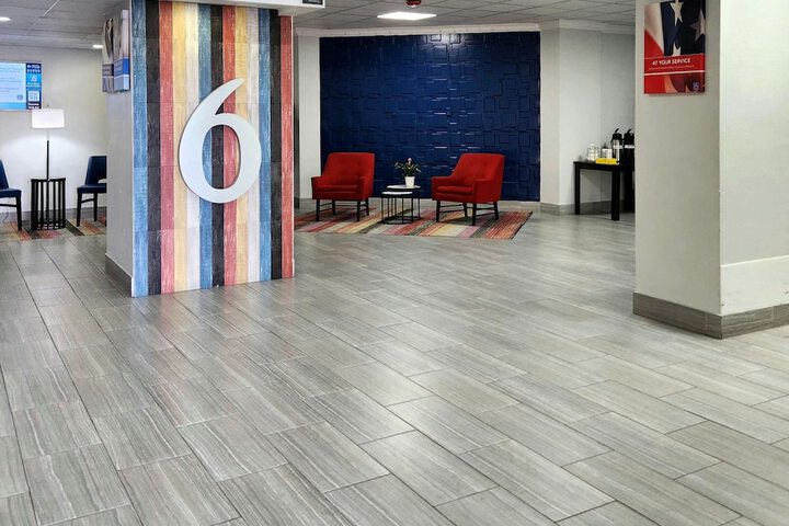 Hotel Interior 7 of 24