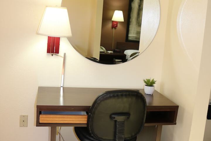 Super 8 by Wyndham Dublin