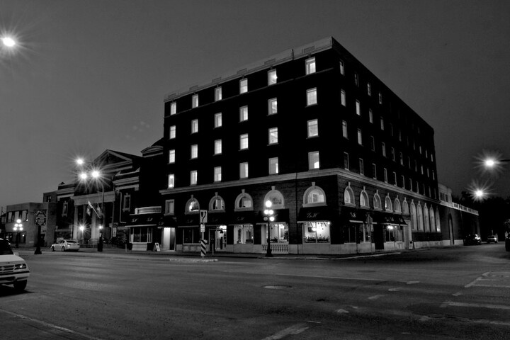 Hotel 2 of 71