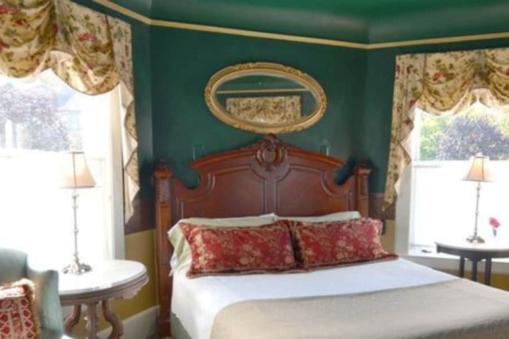 Room 55 of 130