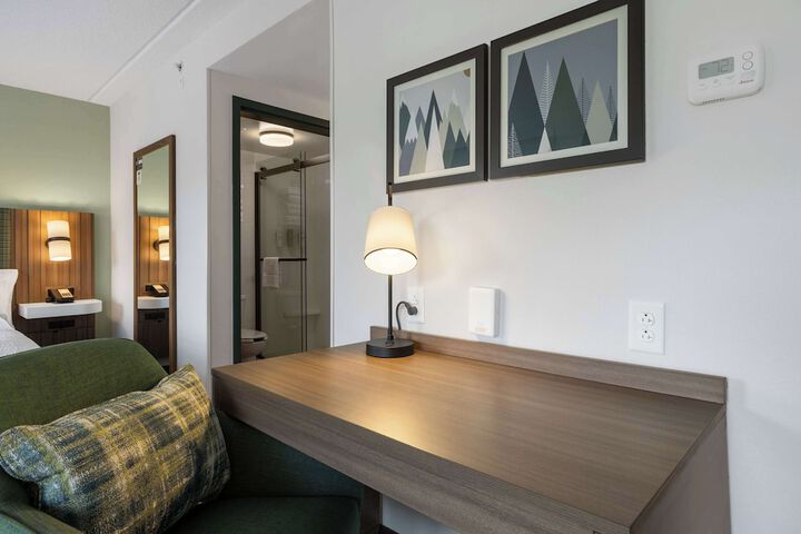 Hampton Inn & Suites Lake George