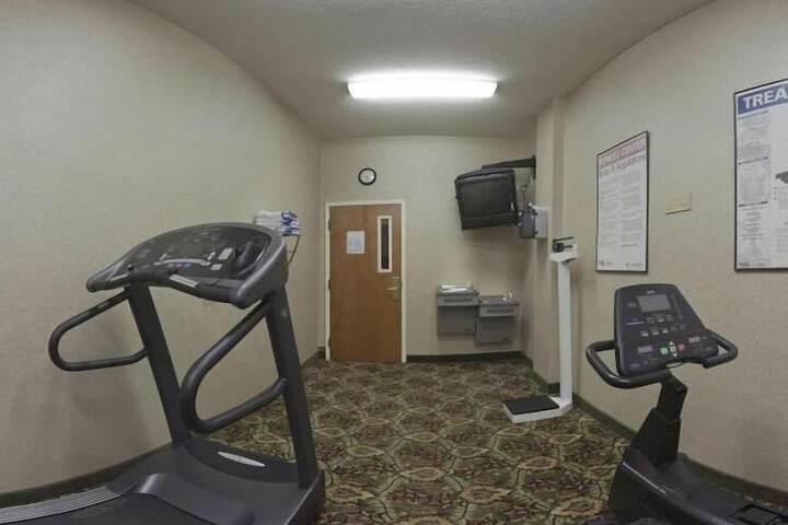 Comfort Inn & Suites Fultondale Gardendale I-65