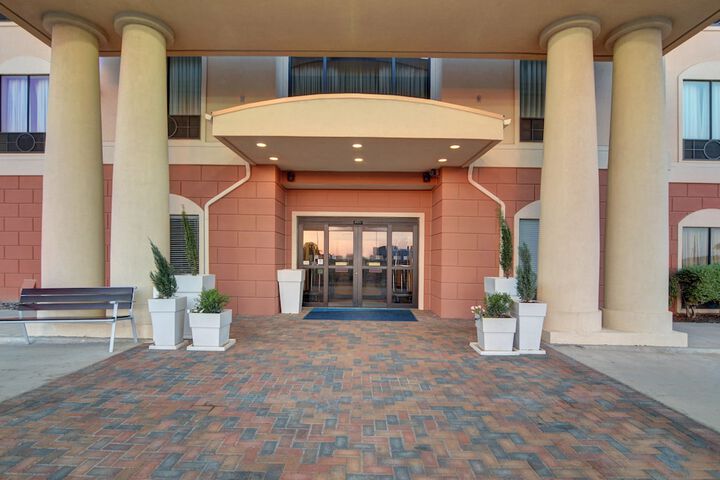 Holiday Inn Express & Suites Altus by IHG