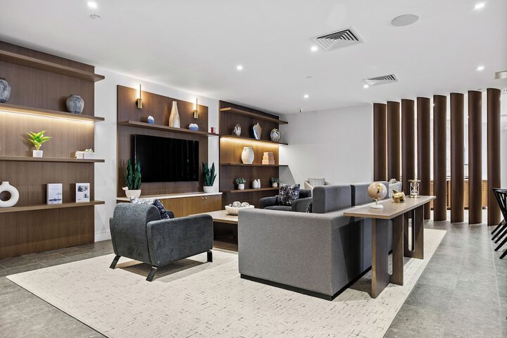 DoubleTree by Hilton New York JFK Airport