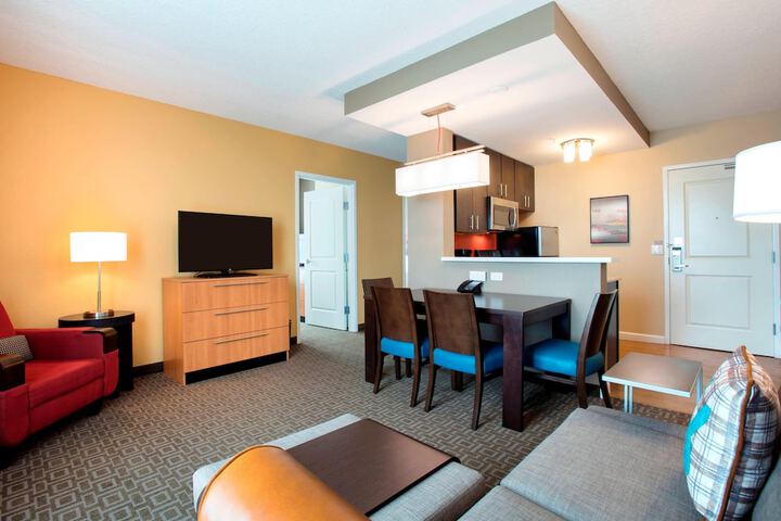 Room 42 of 68
