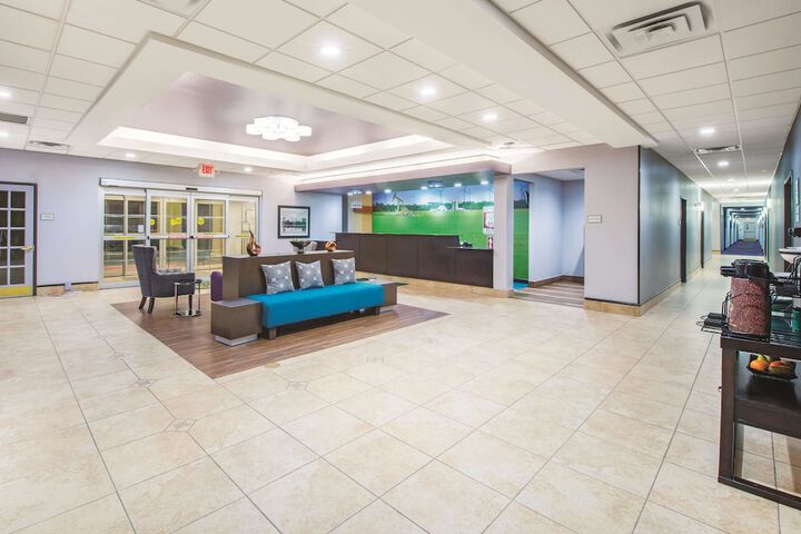 Hotel Interior 11 of 46