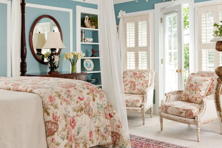Room 12 of 72