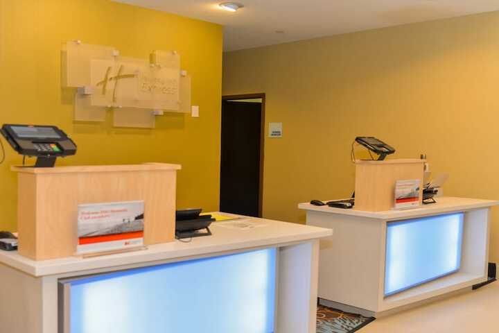 Hotel Interior 9 of 48