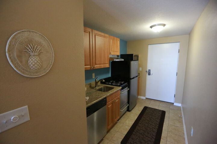 Shoreline Island Resort - Exclusively Adult