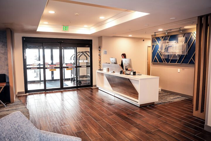 Holiday Inn Express Hotel & Suites Douglas by IHG