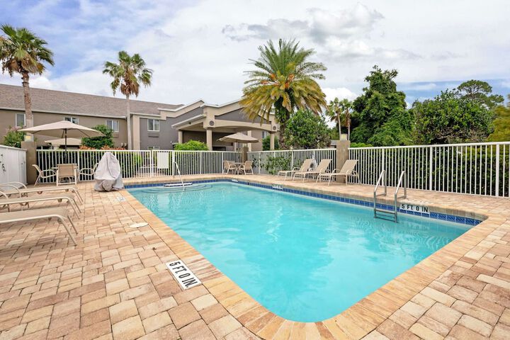 Pool 2 of 30
