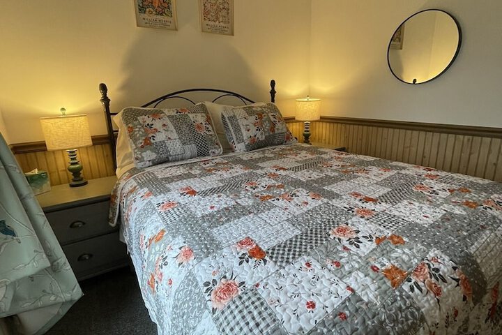 Room 41 of 77