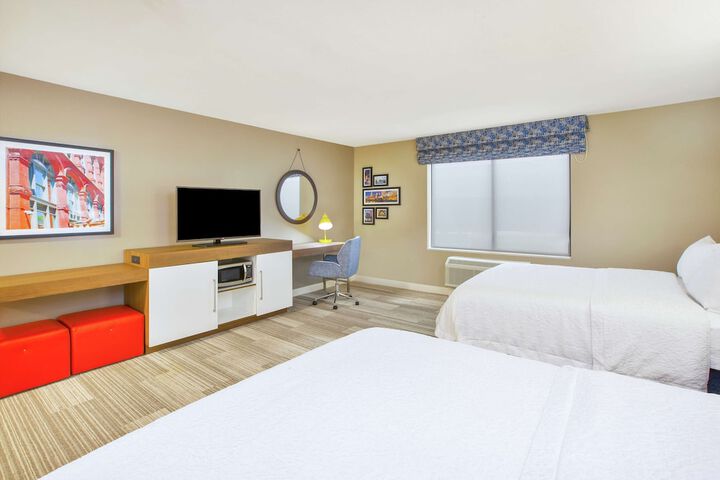 Room 10 of 22