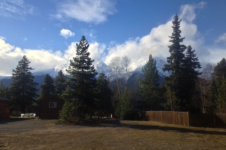 Glacier View RV Park and Cabins