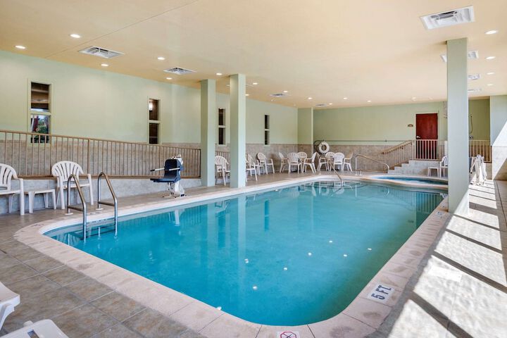 Pool 4 of 40
