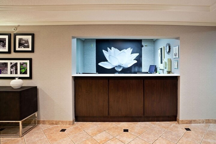Hotel Interior 10 of 42
