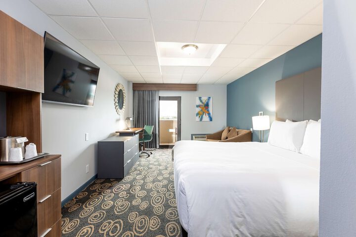 Room 16 of 49