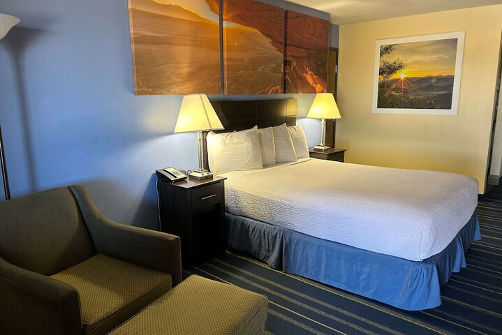 Room 31 of 39