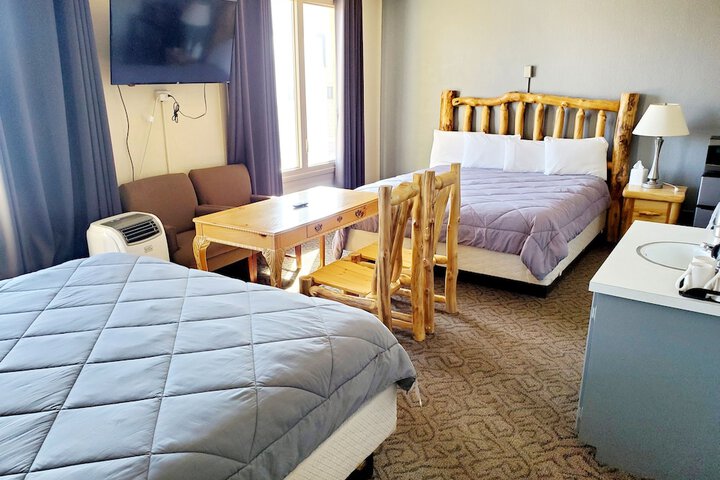 Monte Villa Hotel