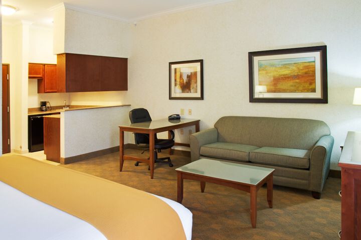 Room 22 of 50